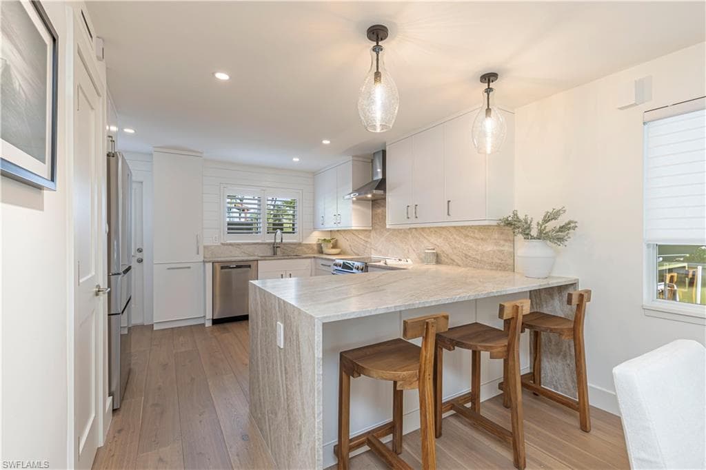 320 14th Ave #320e, Naples, photo 3