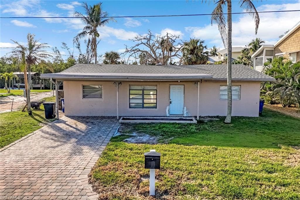 260 Sterling Ave, Fort Myers Beach, photo 3
