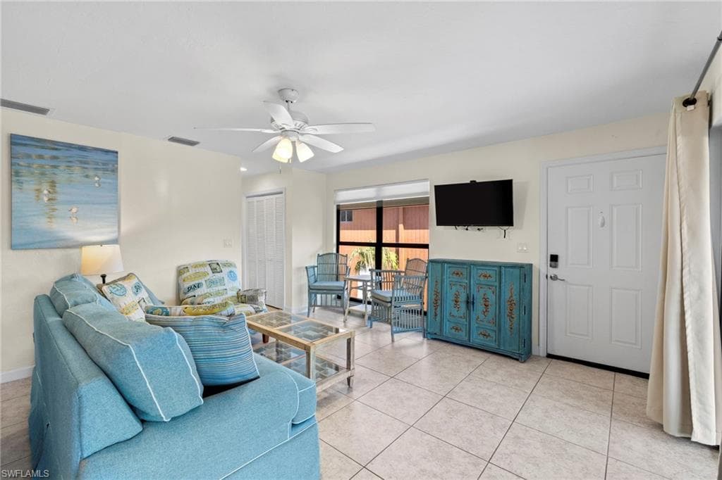 1811 Olde Middle Gulf Dr #1, Sanibel, photo 2
