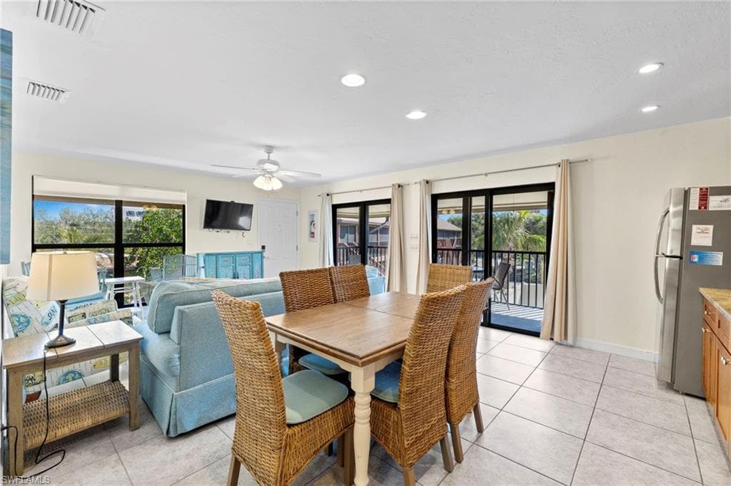 1811 Olde Middle Gulf Dr #1, Sanibel, photo 3
