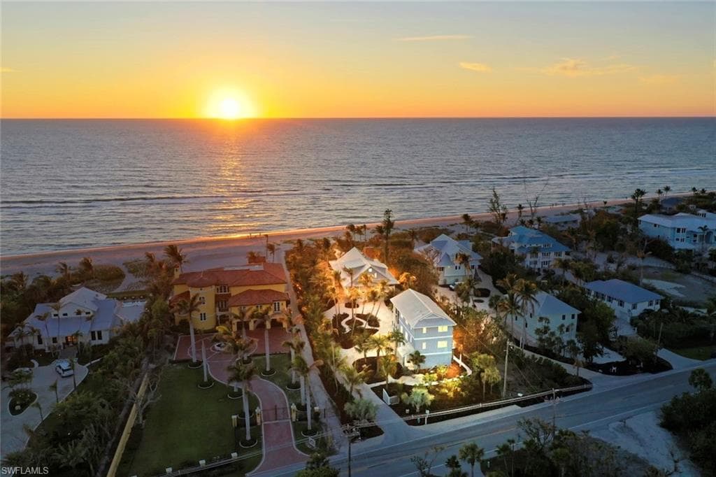 16886 Captiva Dr, Captiva, photo 2