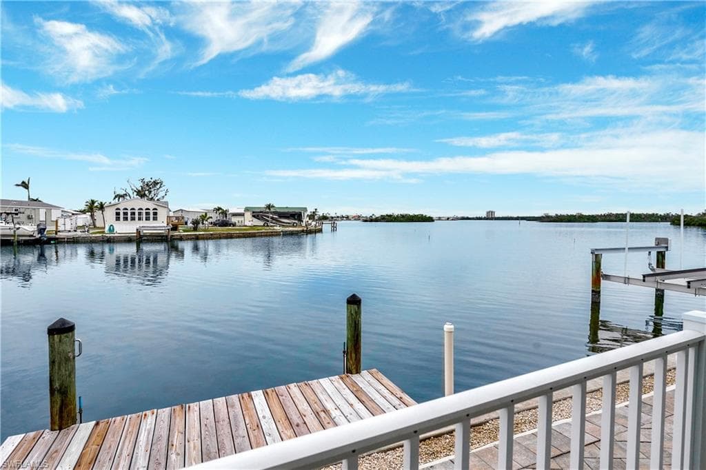 83 Blackbeard Way, Fort Myers Beach, photo 2
