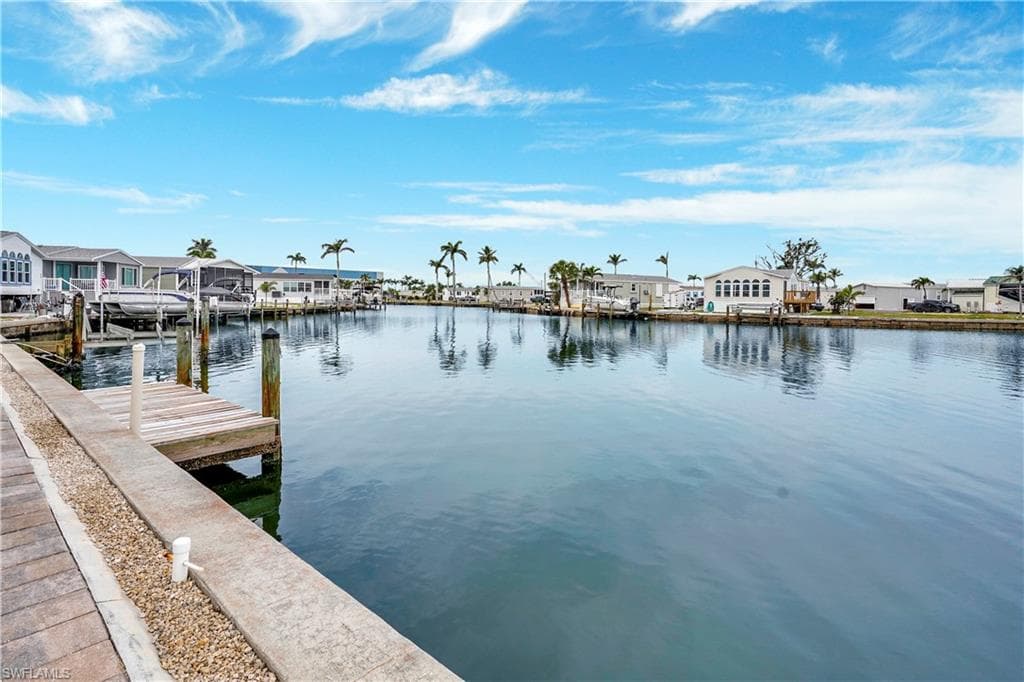 83 Blackbeard Way, Fort Myers Beach, photo 3
