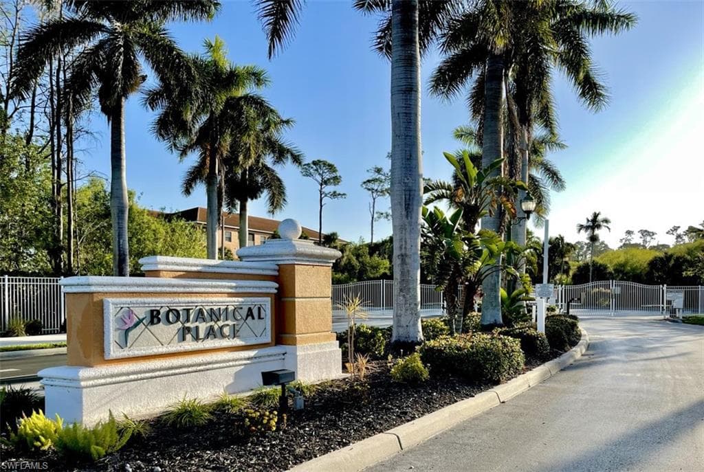 4440 Botanical Place Cir #102, Naples