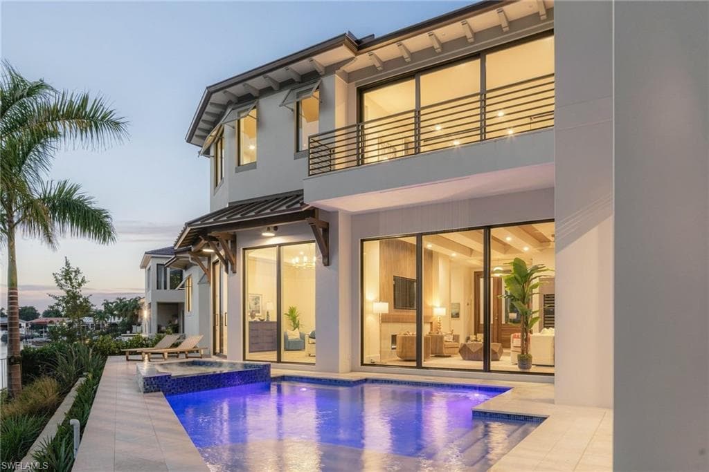 983 Sundrop Ct, Marco Island, photo 2