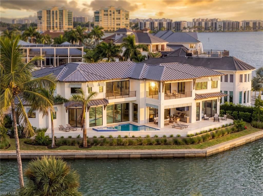 983 Sundrop Ct, Marco Island
