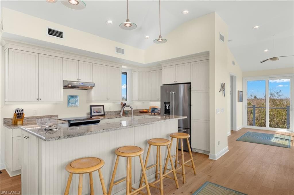 2190 Camino Del Mar Dr, Sanibel, photo 3