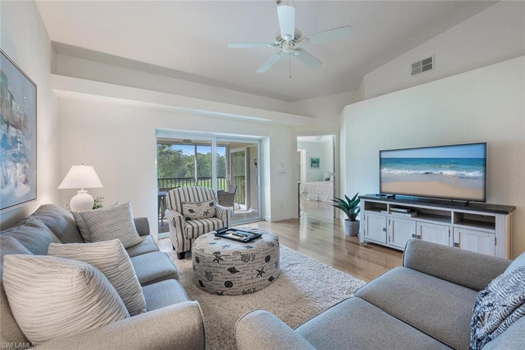 8600 Naples Heritage Dr #526, Naples
