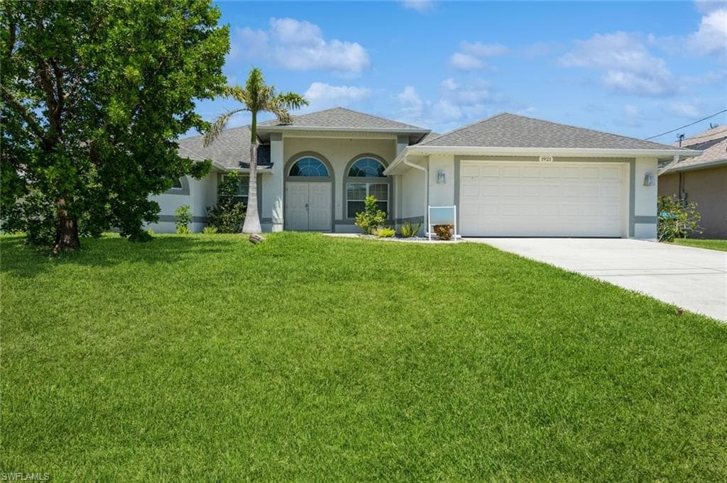 1921 12th St, Cape Coral, photo 2