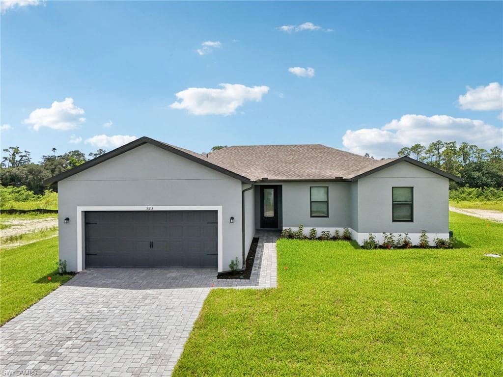 923 Admiral Bull Halsey Ave, Labelle