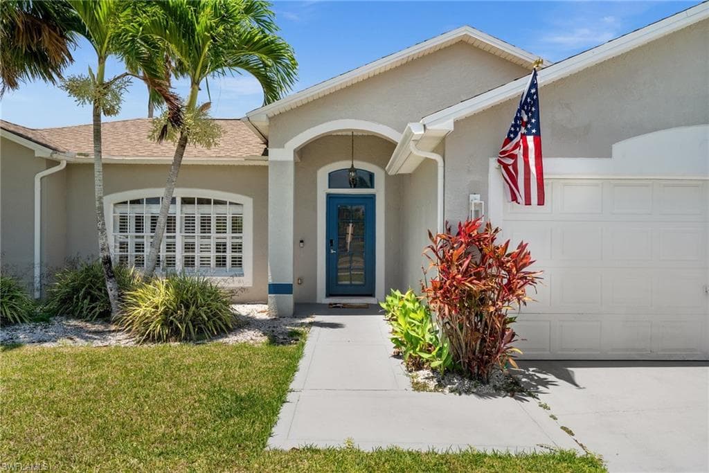 2017 Cape Coral Pkwy, Cape Coral
