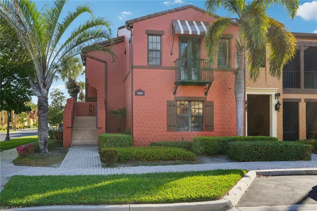 9108 Capistrano St #7401, Naples