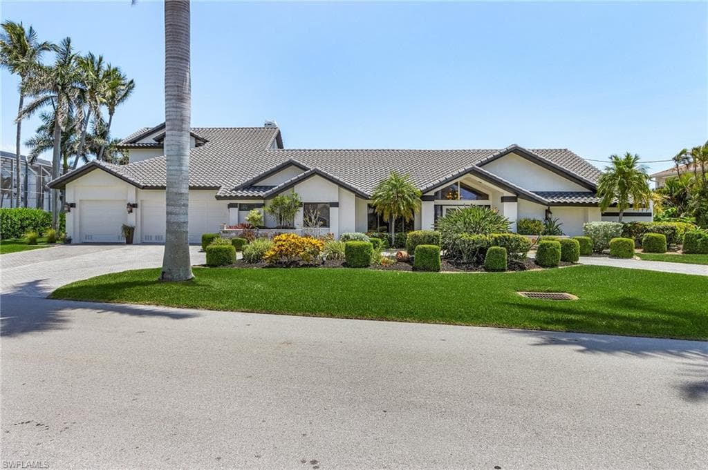 2803 22nd Pl, Cape Coral, photo 3