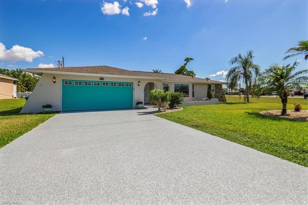 206 45th Ter, Cape Coral