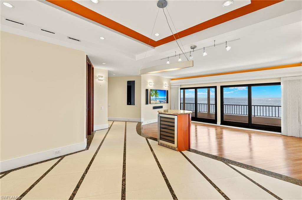 625 La Peninsula Blvd #625, Naples, photo 2