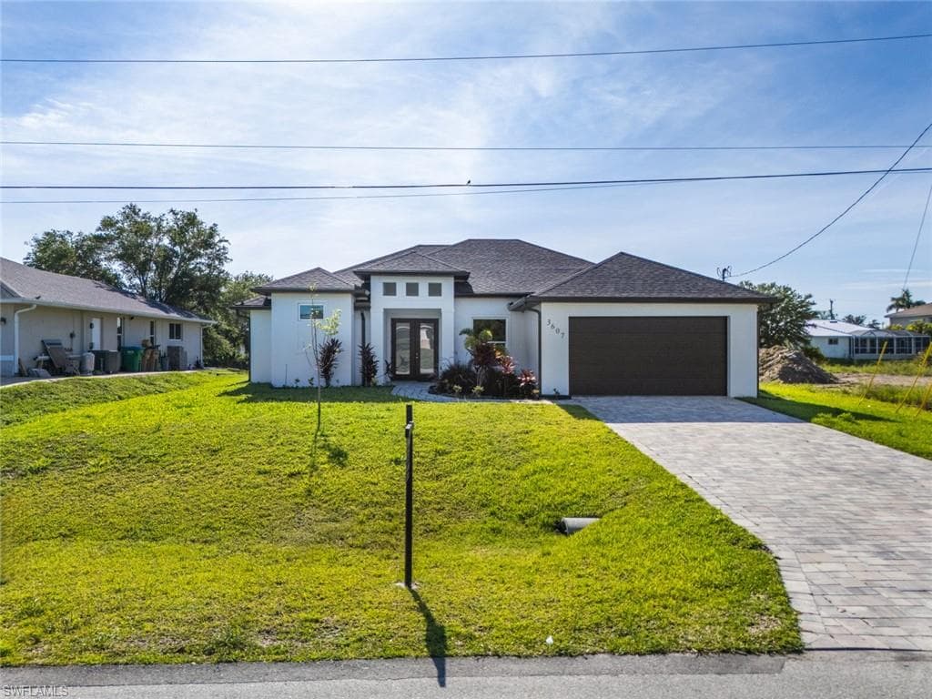 3607 8th Ct, Cape Coral