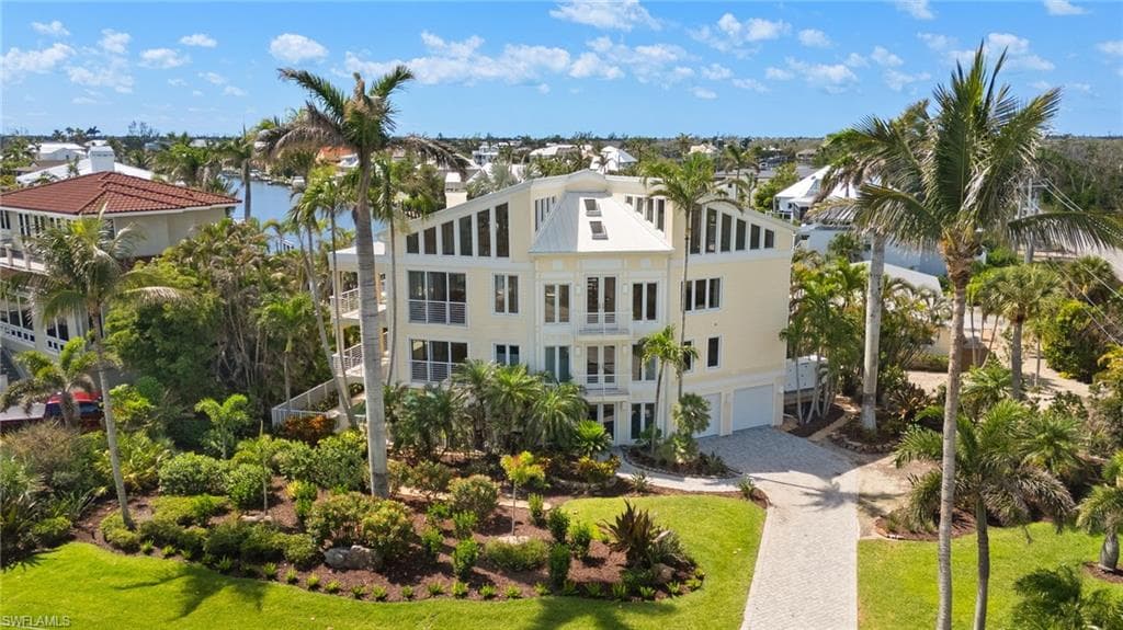 1581 San Carlos Bay Dr, Sanibel, photo 2
