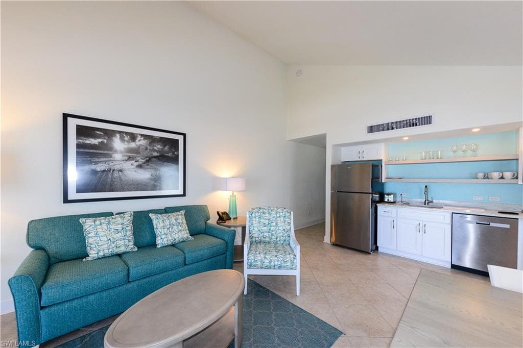 2255 Gulf Dr #140, Sanibel, photo 2