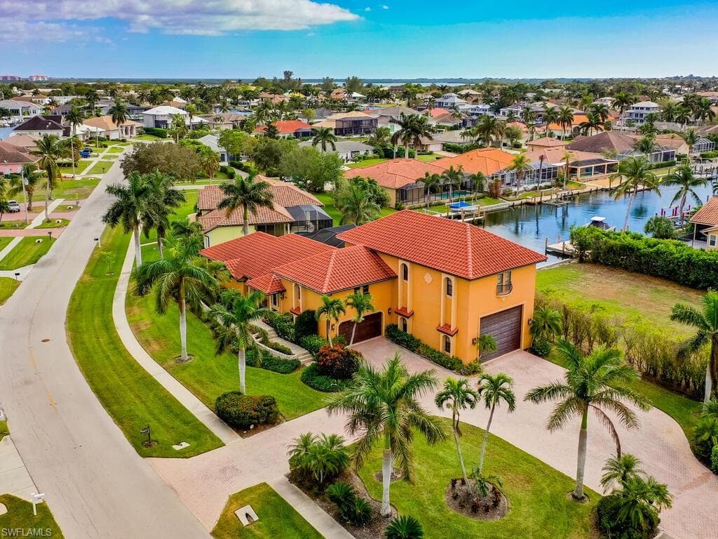 1601 Rainbow Ct, Marco Island, photo 2