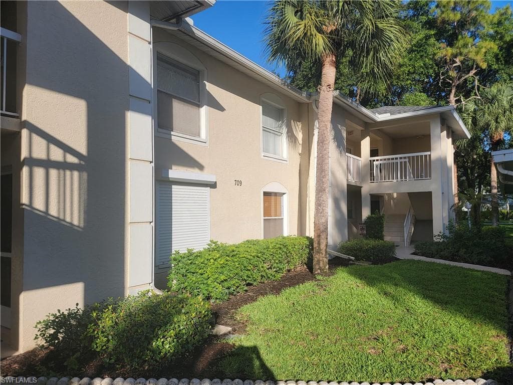 709 Landover Cir #203, Naples