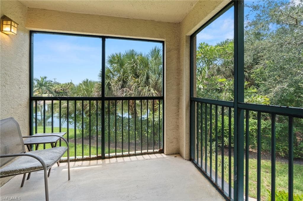 8851 Colonnades Ct #128, Bonita Springs, photo 2