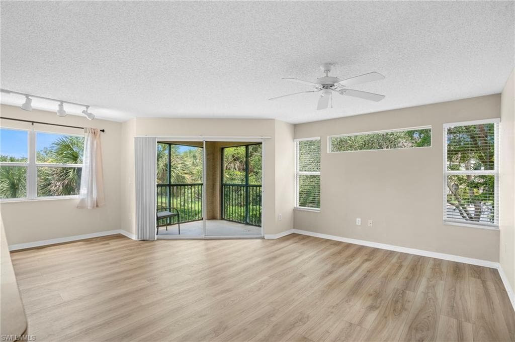 8851 Colonnades Ct #128, Bonita Springs