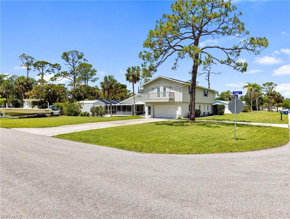 3704 Blue Heron Dr, Fort Myers