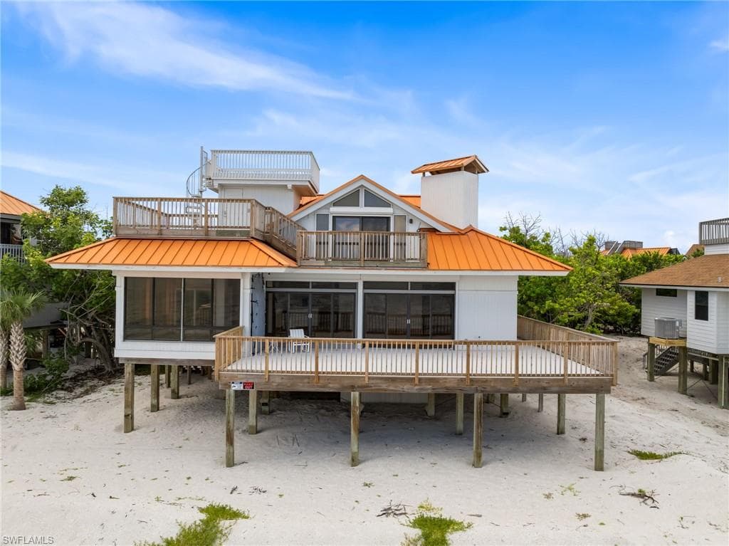 406 Gulf Bend Dr, Captiva