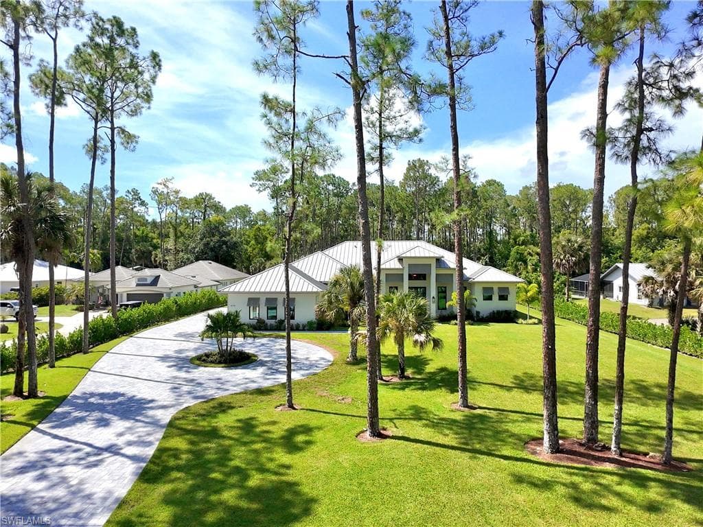 5174 Sycamore Dr, Naples, photo 3
