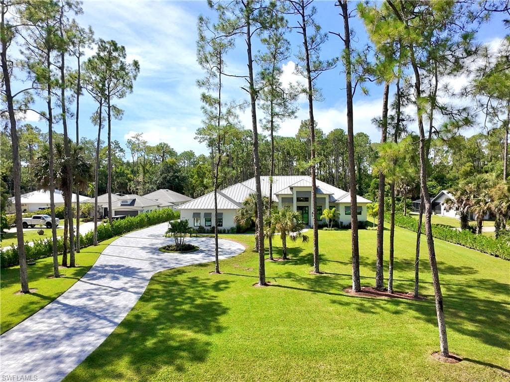 5174 Sycamore Dr, Naples