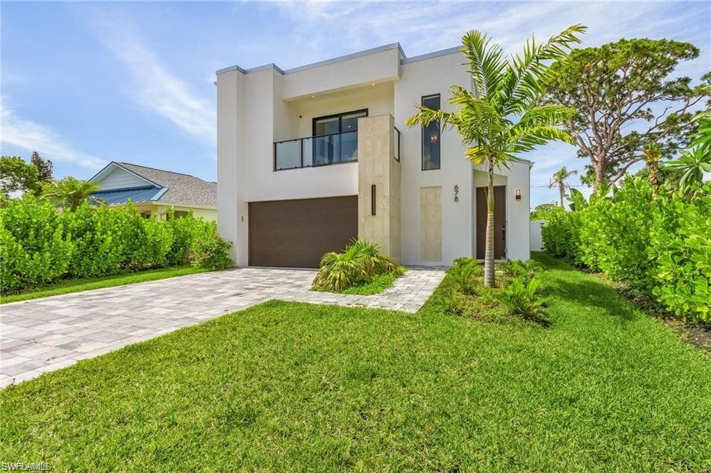 678 95th Ave, Naples