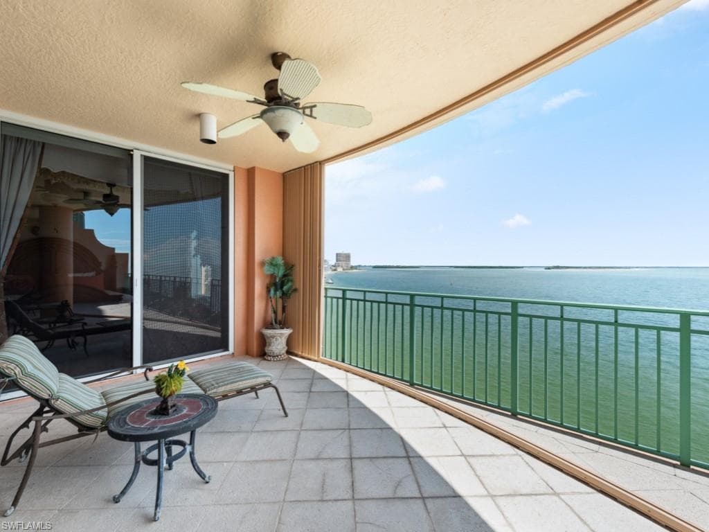 970 Cape Marco Dr #402, Marco Island, photo 2
