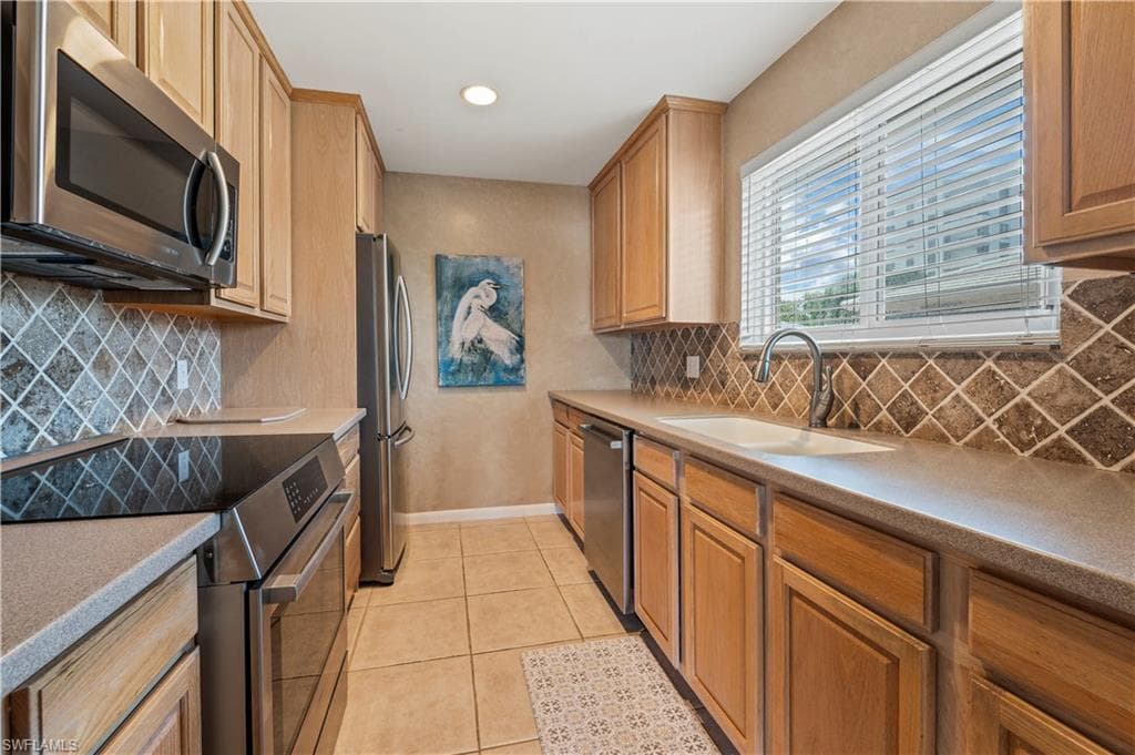 2500 Gulf Shore Blvd #n4, Naples, photo 2