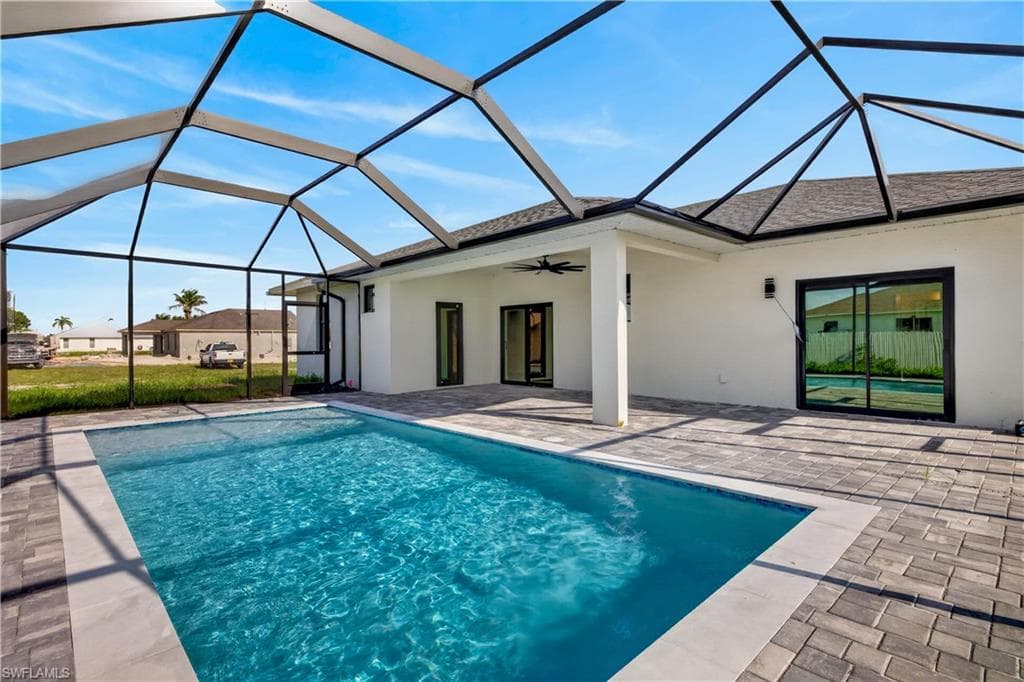 314 20th Ter, Cape Coral, photo 2