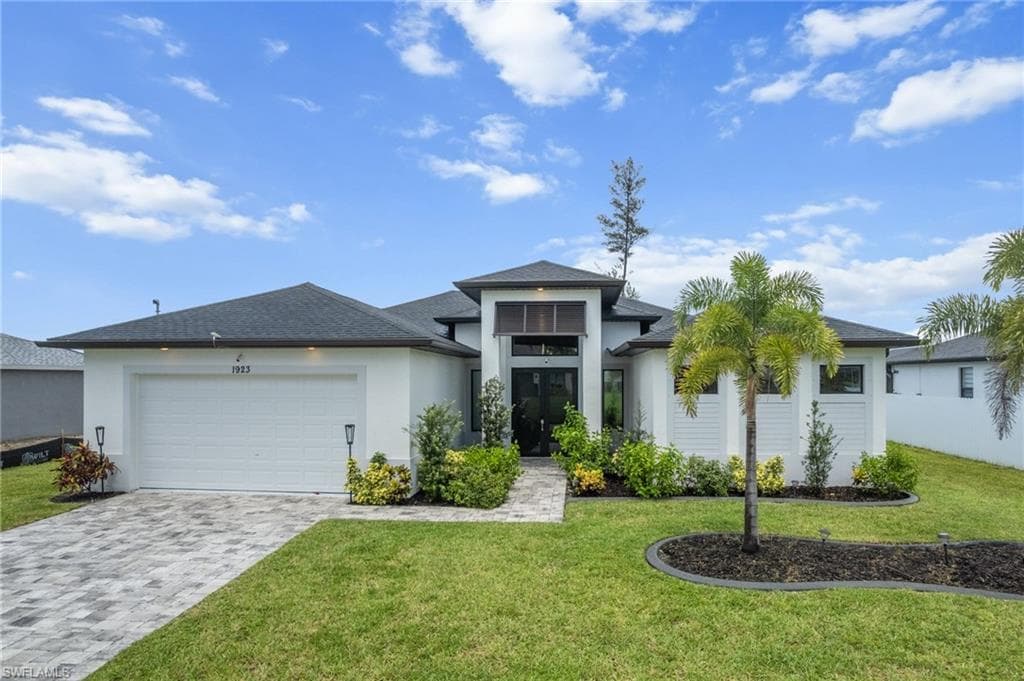 1923 8th Ct, Cape Coral, photo 3
