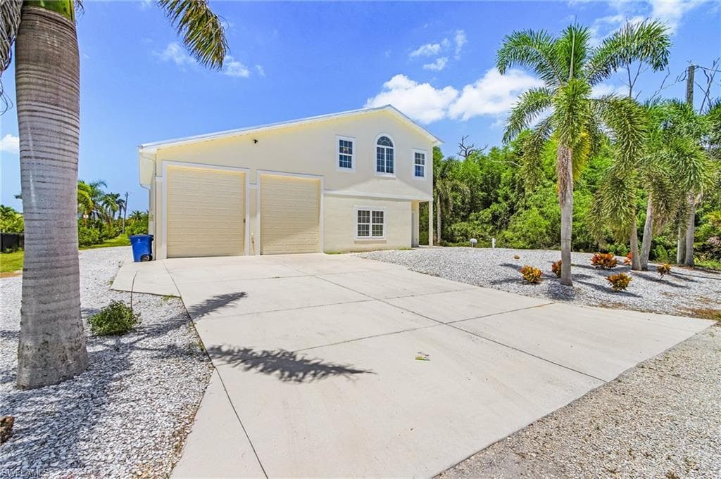 3810 Myers Ln, St. James City, photo 2