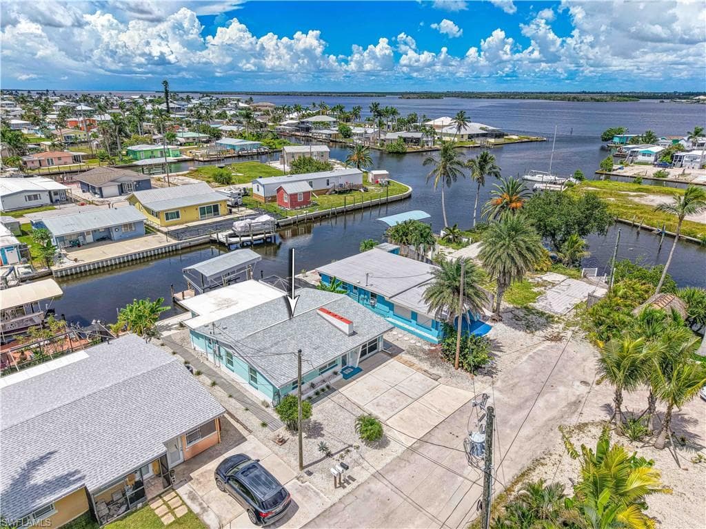 2500 Harbor View Dr, Matlacha