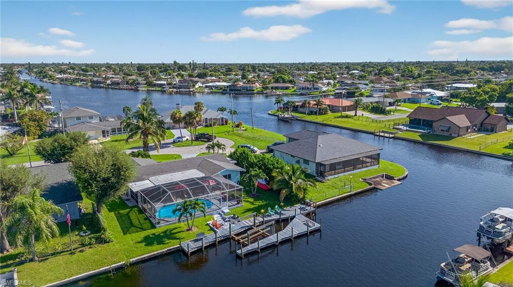 138 40th St, Cape Coral