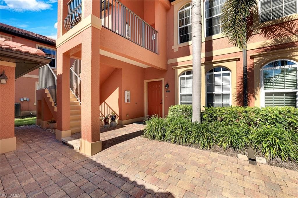 10049 Heather Ln #101, Naples, photo 2