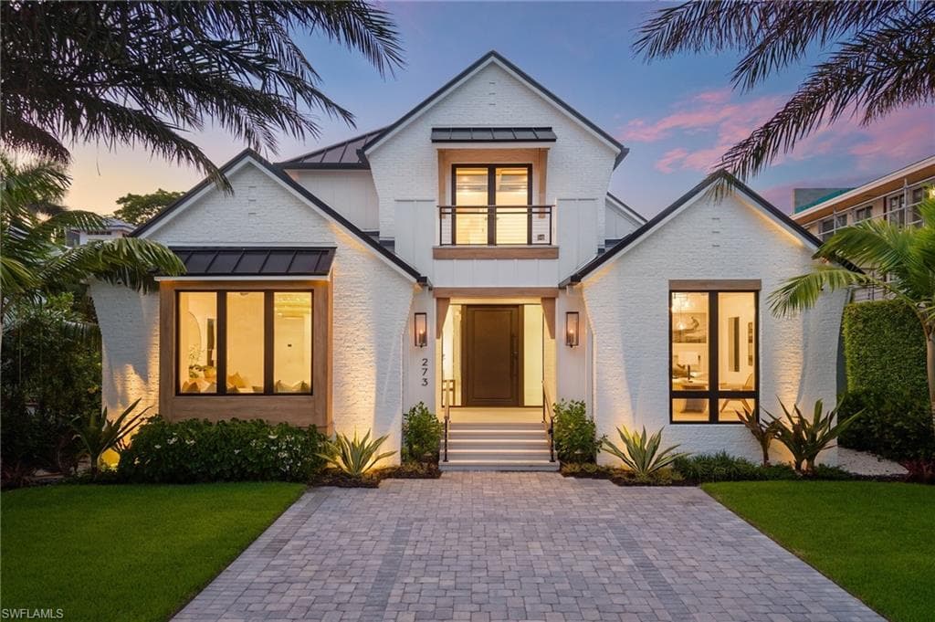 273 10th Ave, Naples