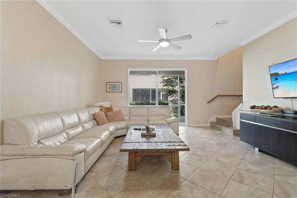 2667 Blossom Way, Naples, photo 3