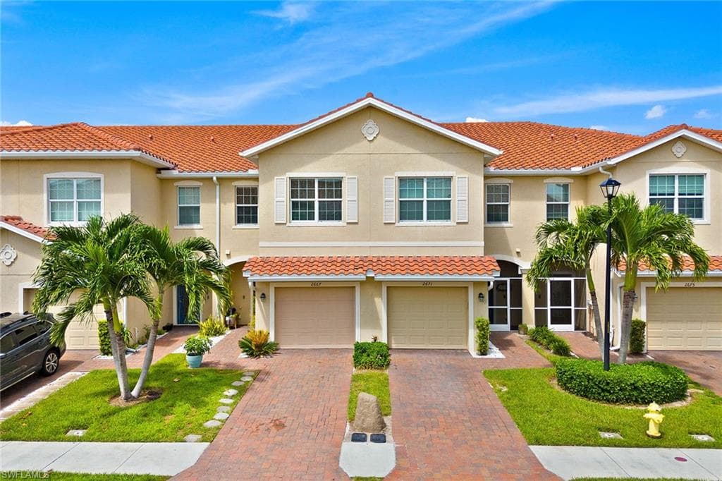 2667 Blossom Way, Naples