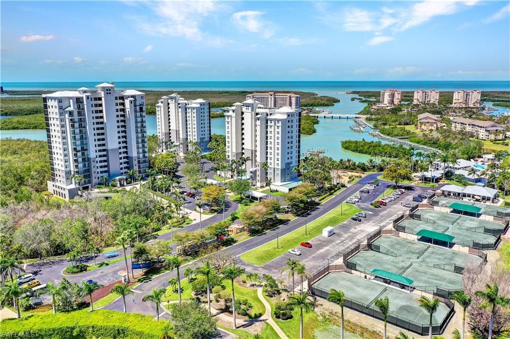 430 Cove Tower Dr #403, Naples, photo 2