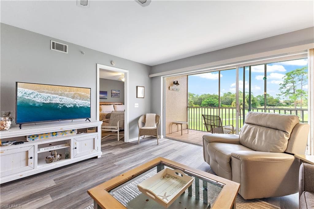 1001 Eastham Way #c-206, Naples