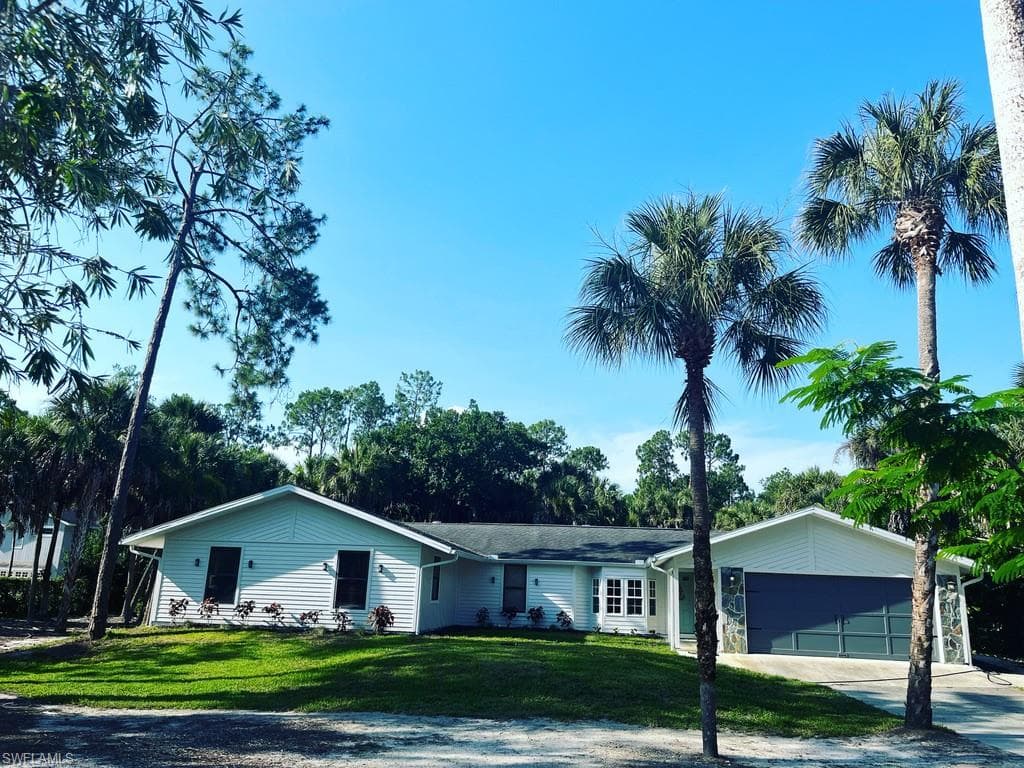 6060 Golden Oaks Ln, Naples