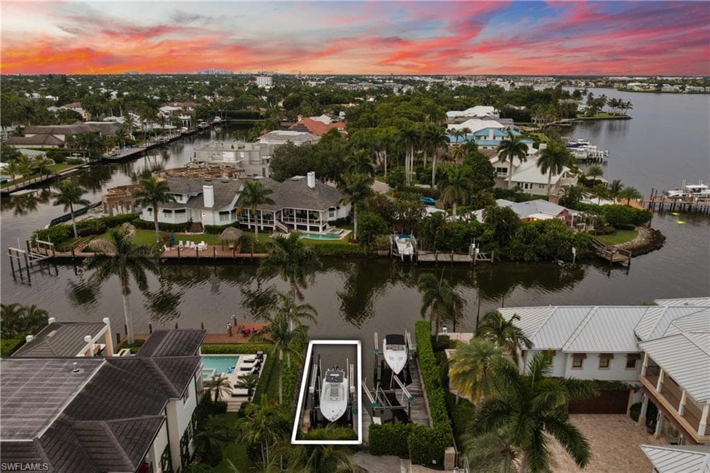 2131 Marina Dr, Naples, photo 3