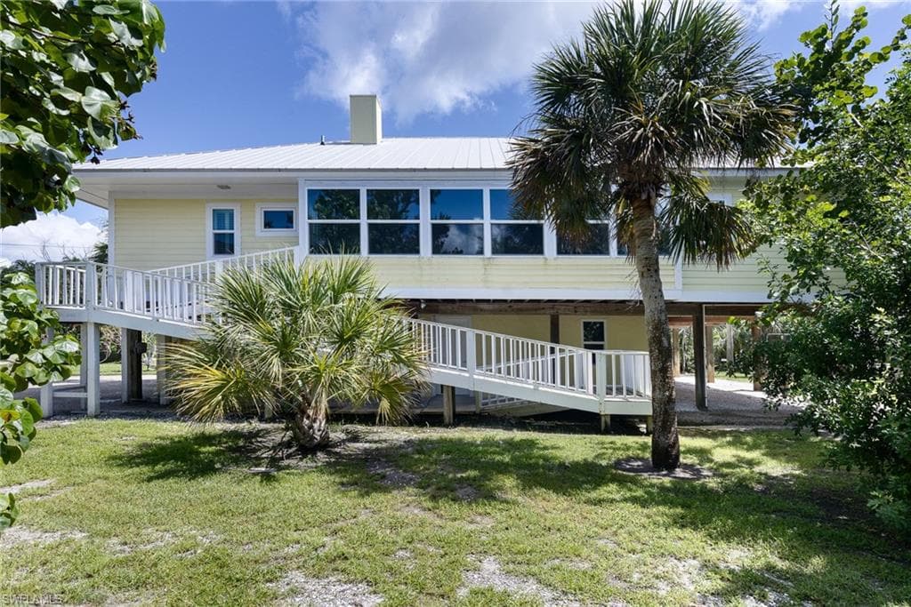 645 Oliva St, Sanibel, photo 2