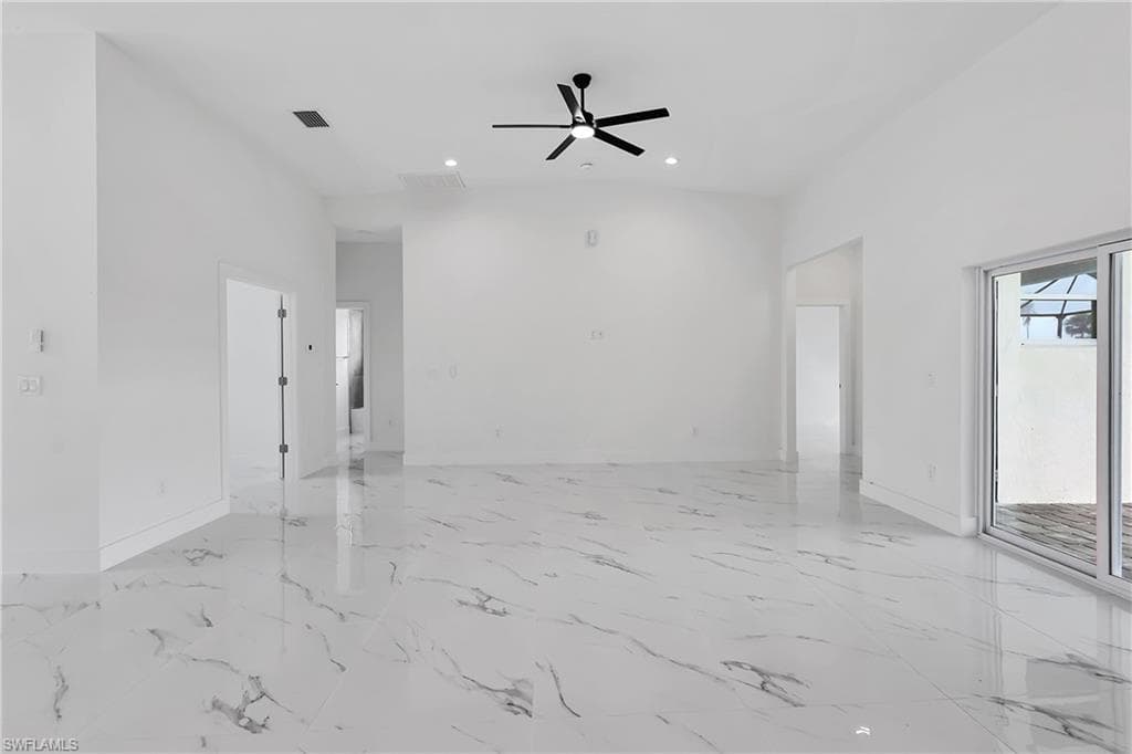 18716 Ensenada Dr, Naples, photo 3
