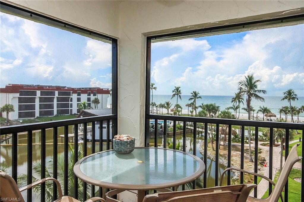 2445 Gulf Dr #b44, Sanibel
