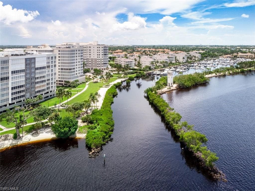 14250 Royal Harbour Ct #817, Fort Myers, photo 3